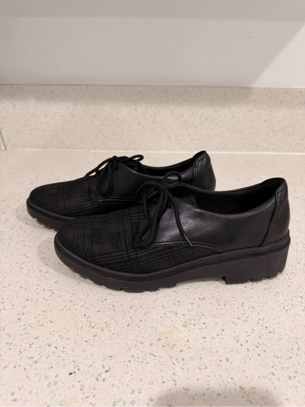Clarks Calla Ruby Black Plaid Lug Sole Oxford Derby Shoes – 9.5 M